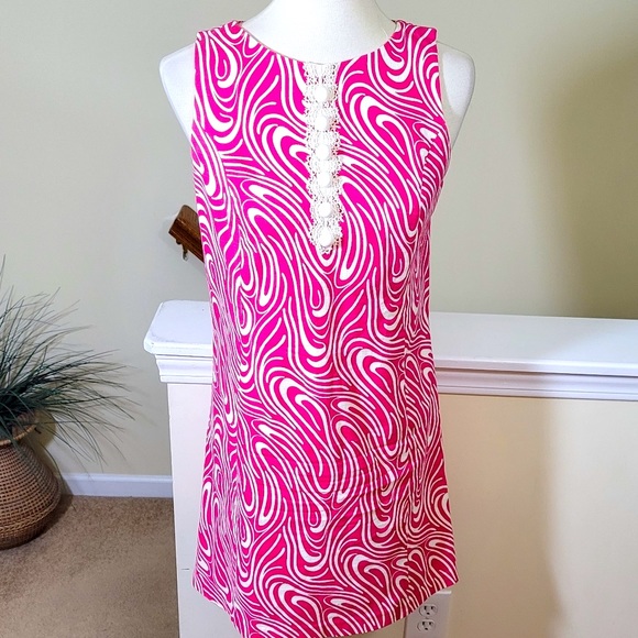 Tibi Casual Shift Dress - Picture 4 of 8